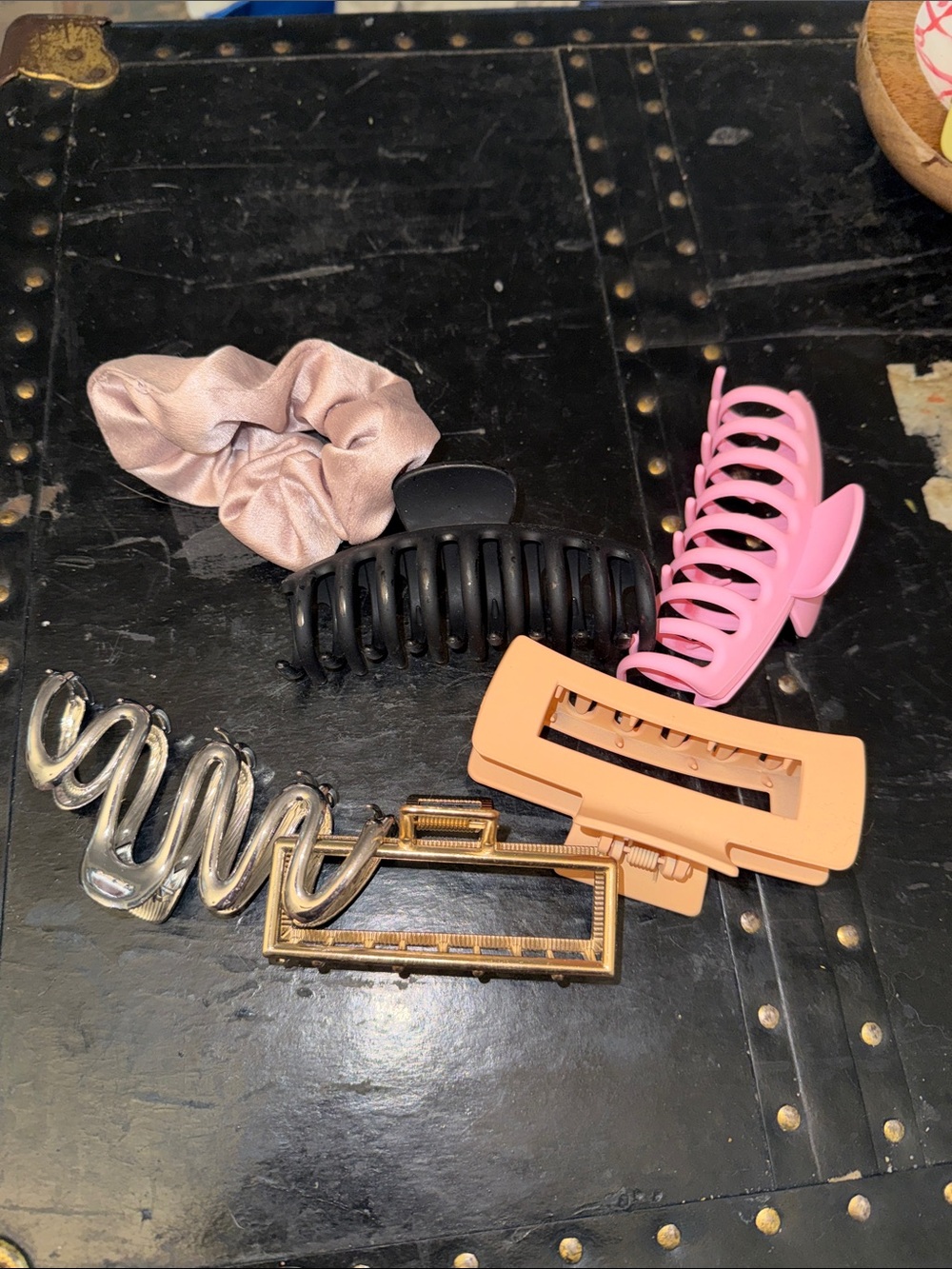 Assorted Women's Hair Clips and Scrunchie Set - Pink, Black, Peach, Clear, Gold